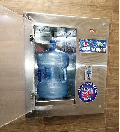 máquina vending de agua purificada
